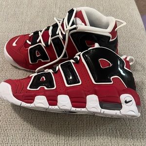 Nike Uptempo